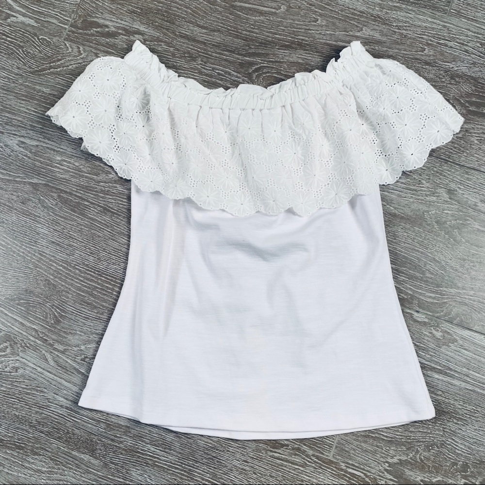 Small Women’s off the shoulder top